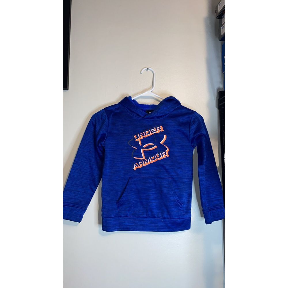 Boys‎ Under Armour sweatshirt